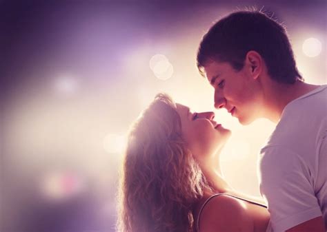 Couple Love Mood People Men Women Kiss Wallpapers Hd Desktop And Mobile Backgrounds