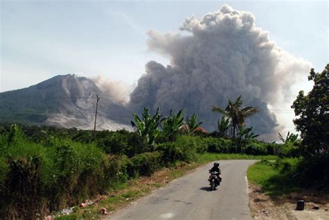 20 Gunung Semeru Yang Meletus Images