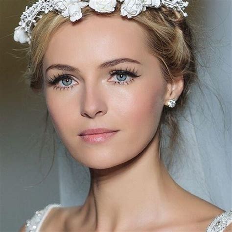 Natural Makeup Looks For Brides