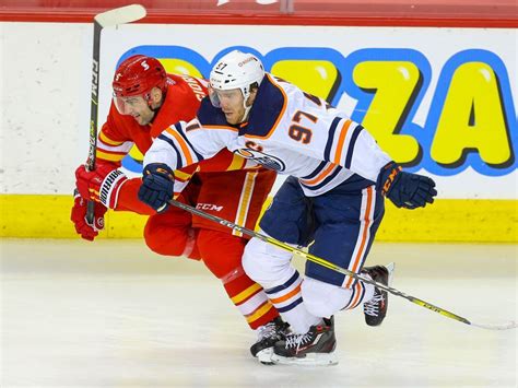 Flames Look For Ways To Somehow Slow Down Mcdavid In Battle Of Alberta Calgary Sun