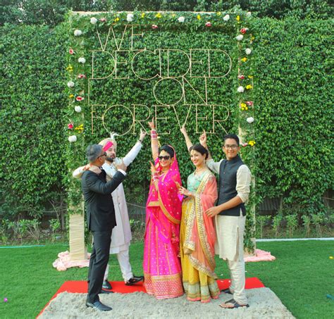 Your photo booth should have a dslr camera that delivers high quality, crystal clear photo booth i love setting up wedding photo booths! Adorable DIY Delhi Wedding With an Instagram-Worthy Photo ...