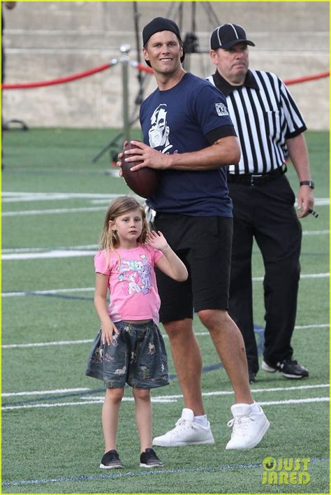 Fantasy football start your season today! Tom Brady Plays Football with His Kids at Best Buddies ...