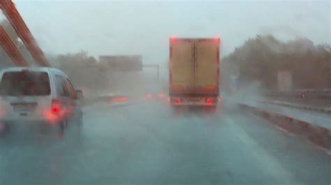 5 Tips For Driving In Heavy Rain Autoslash
