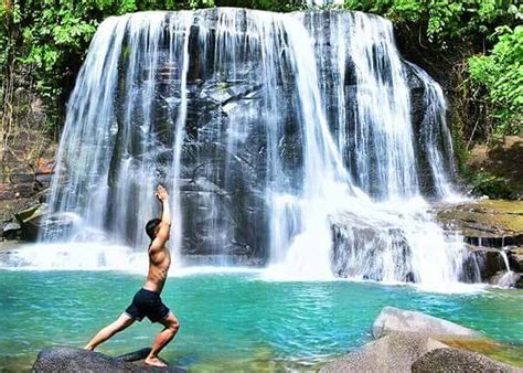 Pembangunan waduk ini konon mengorbankan ratusan kepala keluarga yang harus rela ditransmigrasikan ke luar pulau jawa. Tiket Masuk Air Terjun Pantai Salak, Akses ke Lokasi dan Pilihan Rute - Traveling Medan