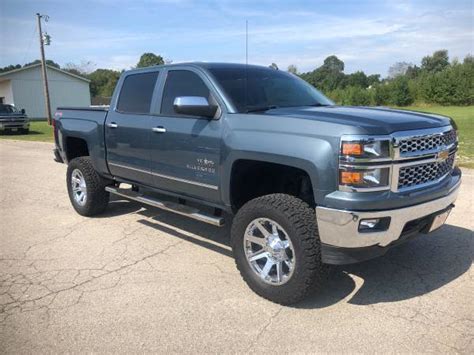 2014 Chevrolet Silverado Lt Crew Cab 4x4 Lifted 20s Low Miles For