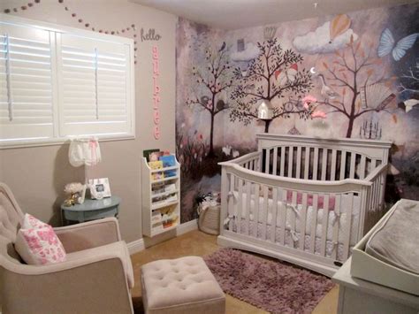 Babyzimmer komplett sets für jungen & mädchen. Wald-Kinderzimmer gestalten - Tipps für ein geschlechtsneutrales Themenzimmer | Kinder zimmer ...