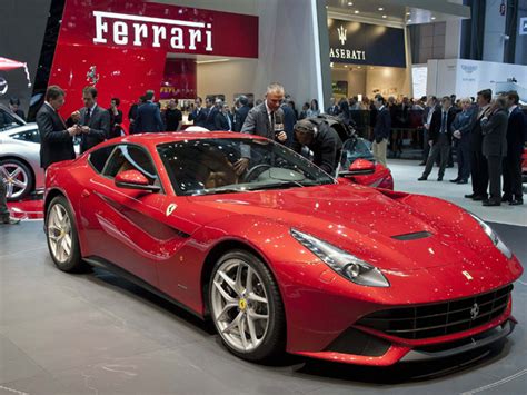 Discover the complete catalogue of our appliances. -Alpha 1512-: Ferrari lança carro mais rápido da empresa.