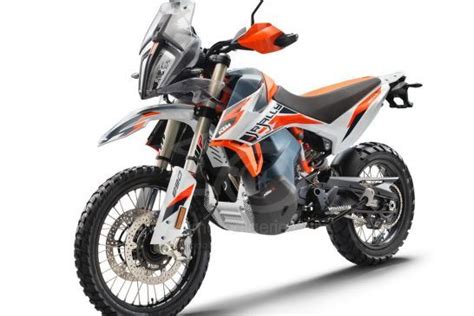 Optional extras such as the comfort and touring package with adaptive cruise control, hand protectors and case holders provide extra comfort on long tours. KTM 890 Adventure R RALLY 2021 | Fiche technique | Moto ...