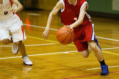 How To Dribble Better In Basketball Sports In The Rough