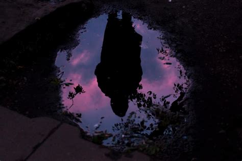 Wallpaper Puddle Reflection Silhouette Alone Dark Water Hd