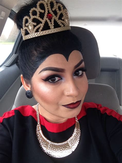 The evil queen is, alongside malevolent, is one of the most noticeable of disney villains. Evil Queen for Disney theme day | Sephora Beauty Board | Evil queen costume diy, Evil queen ...