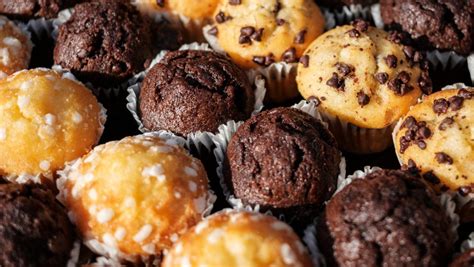 I have already confessed my sincere love for my bubbly 9 year old sourdough starter that i talked about in this post. The biggest mistakes you make when baking muffins