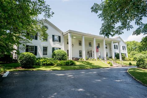 Historic General Lewis Inn Updated 2023 Prices And Hotel Reviews