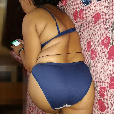 Desi Hot Mom Showing Boobs And Ass 68 Pics Xhamster