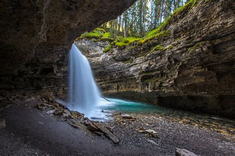 Johnston Canyon Hike Best Hikes In Banff National Park