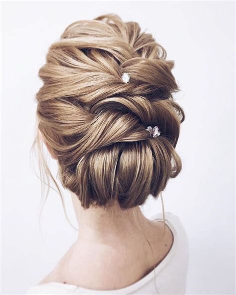 43 Classic Wedding Updos Ideas For Your Special Day