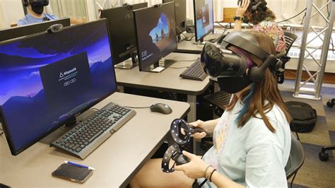 New Virtual Reality And Game Development Major Will Ready Students To