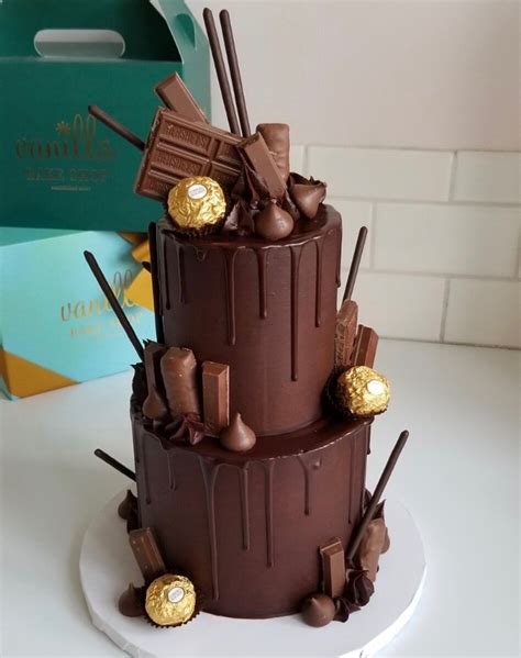 Vanilla Bake Shop Chocolate Candy Bar Cake
