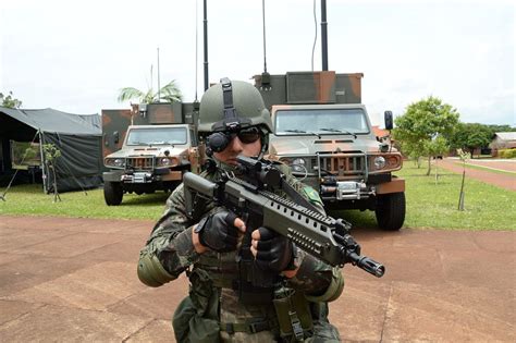 Imbel Ia2 O Fuzil Adotado Pelo Exército Brasileiro Fatos Militares
