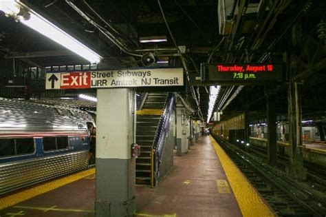 New York Penn Station Tracks Long Island Railroad New Jersey Transit