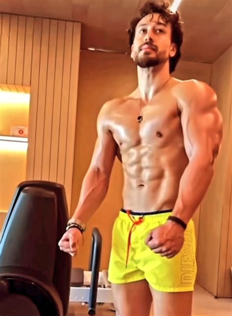 Shirtless Bollywood Men Tiger Shroff Nude Leaks Bollywood S Hottest