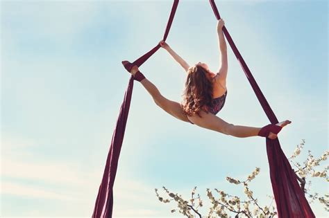 Aerial Silks Are Amazing Flying Is The Best Way To Live Life Aerial