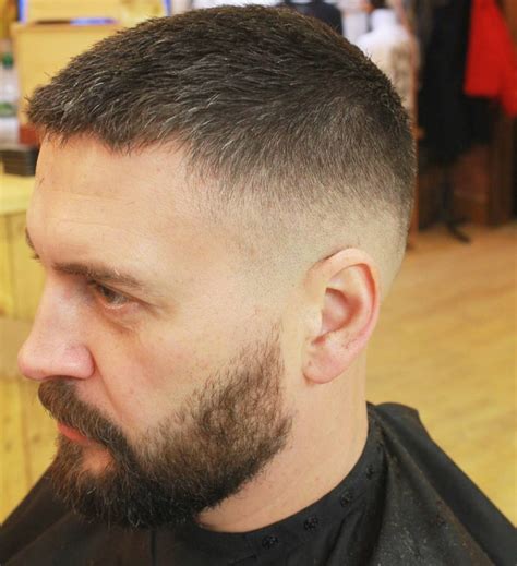 The skilful use of clippers is the method by which barbers achieve many of the following. The 60 Best Short Hairstyles for Men | Improb