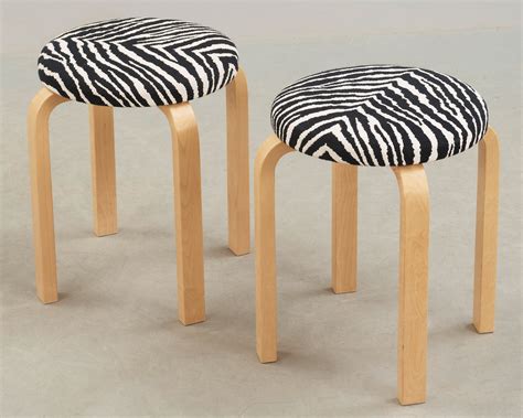 A Pair Of Alvar Aalto Stools For Artek Finland 2002 Bukowskis