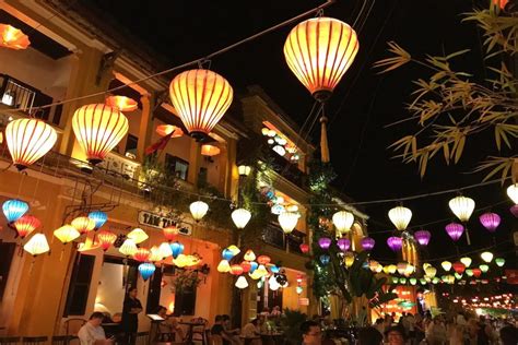 How To See The Best Of The Hoi An Full Moon Lantern Festival