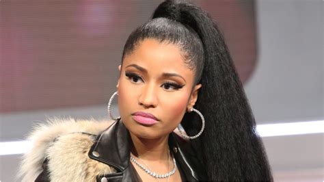 Long Black Hair Nicki Minaj Is Wearing Black Dress And Earrings 4k Hd