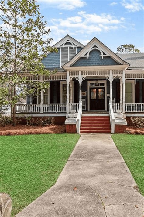 1872 Victorian For Sale In Eufaula Alabama — Captivating Houses