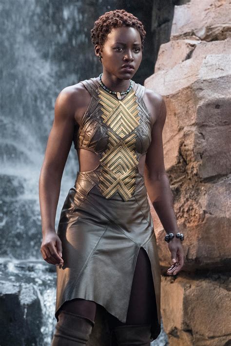 Why Does Lupita Nyong O S Nakia Only Wear Shades Of Green In Black Panther Black Panther