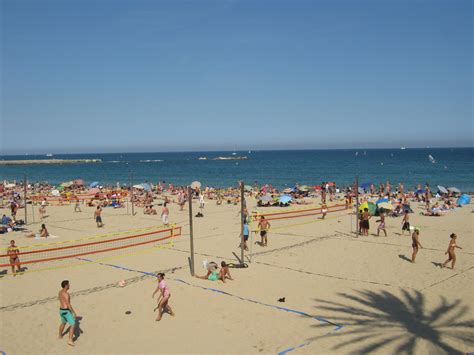 Der strand der barceloneta, die strände icària und mar bella. Platja del Bogatell | Wat is er te doen in Barcelona