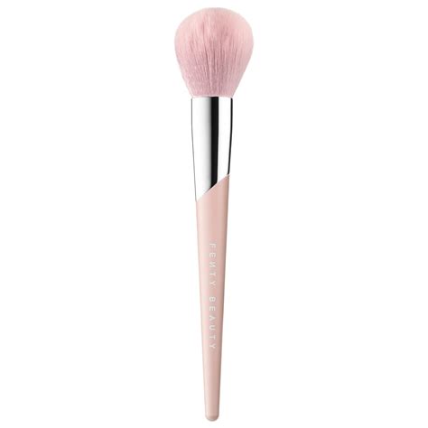 As expected from fenty beauty, it has a sleek packaging that looks expensive. Powder Puff Setting Brush 170 (With images) | Fenty beauty ...