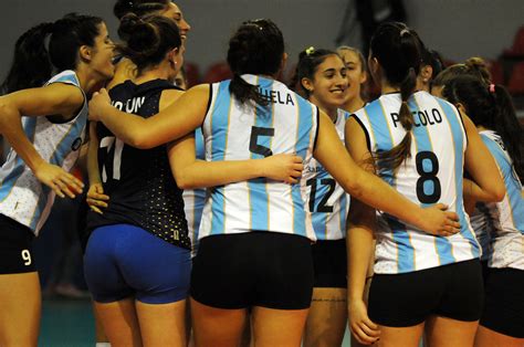 La liga argentina de vóley femenino se jugará en las polideportivos de boca y vélez, donde se crearán dos burbujas para los 16 equipos participantes. sub 23 fem
