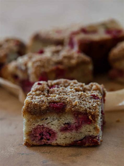 The Best Raspberry Crumb Cake Kalejunkie