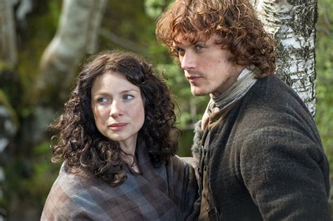 Outlander 25 Best Claire And Jamie Moments Thus Far Page 6