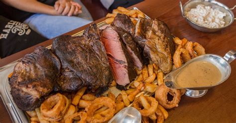 This Pub Has Put The Uks Biggest Steak On Its Menu Costing £125