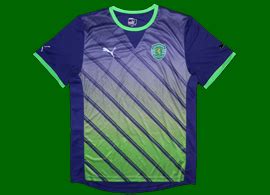 Assim apresenta o sporting a sua camisola alternativa para a próxima época vídeo twitter sporting. A camisola do Sporting 2011/2012, feita pela Puma