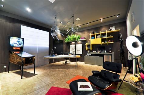 2 Bright Modern Quirky Decor Home Office Interior Design
