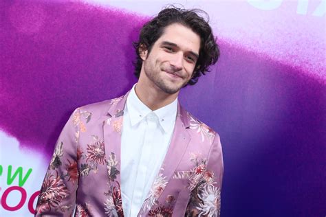 tyler posey reflects on coming out and his current relationship teen vogue
