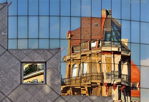 Discover austria's glamorous capital in our unique hotel in the heart of vienna. Wien - Haas Haus - Vienna- Haas House - Reflection | Viena ...