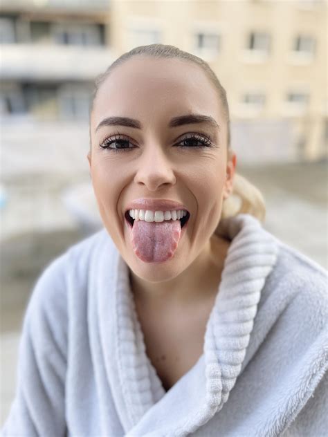 Classic Tongue 👅 Out Selfie 🤭☺️ Scrolller