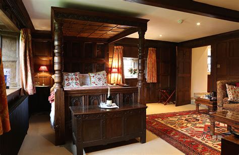 Elizabethan Suite Abbots Grange Manor House Hotel