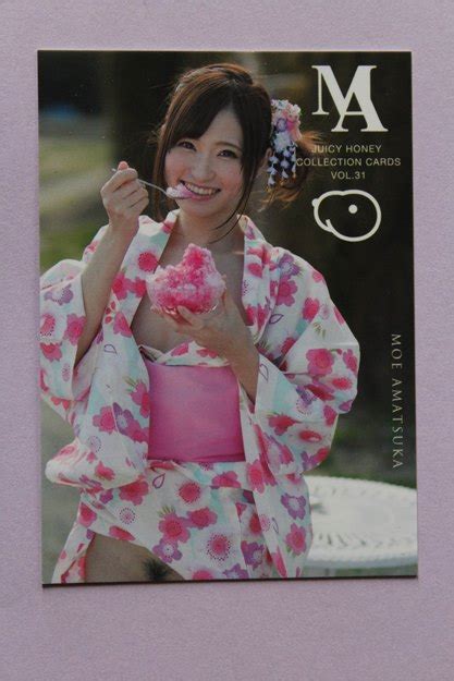 Moe Amatsuka Juicy Honey Series Card Moe Amatsuka