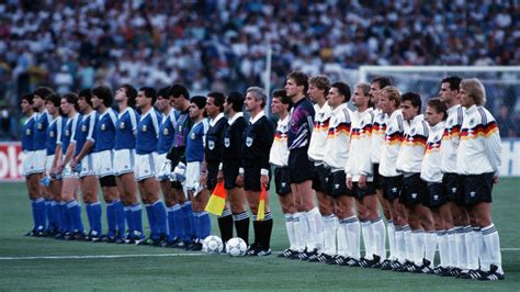 The 1990 world cup finals got off to a surprising start. Germany - Argentina (1990 World Cup Final) - FIFA.com