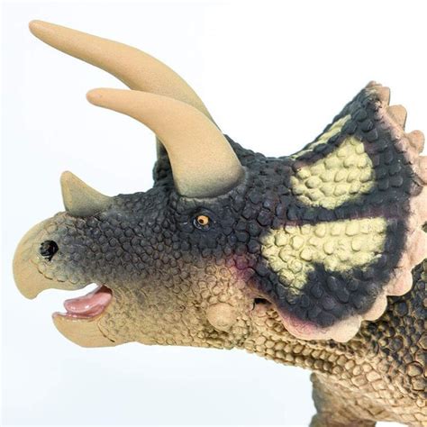 Triceratops Toy Dinosaur Toys Safari Ltd®