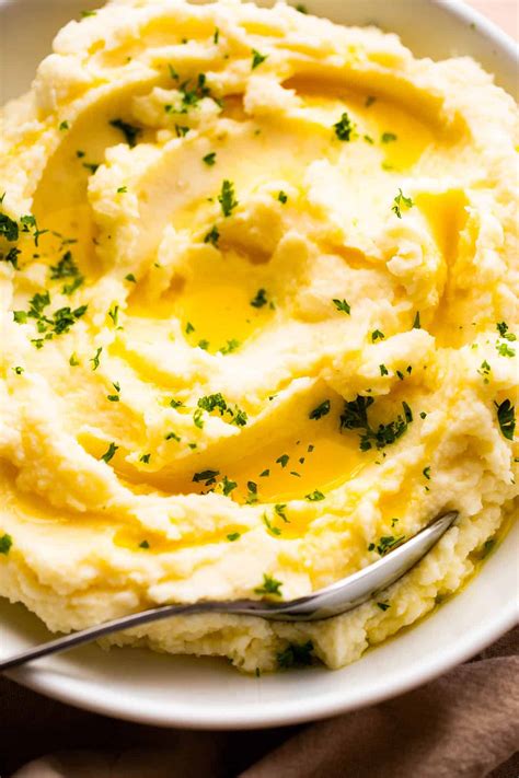 Classic Creamy Mashed Potatoes Easy Weeknight Recipes