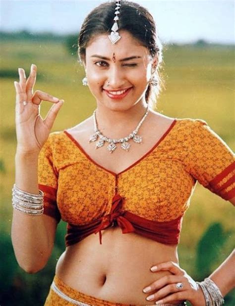 Actress Malavika Hottest Pictures Sexy Navel Showdeep Cleavage
