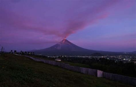 Erupting Volcano Sparks Philippine Tourism Boom